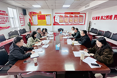 市商务局召开外贸形势分析会